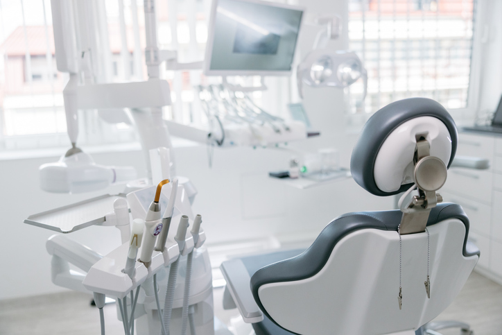 cómo elegir clínica dental